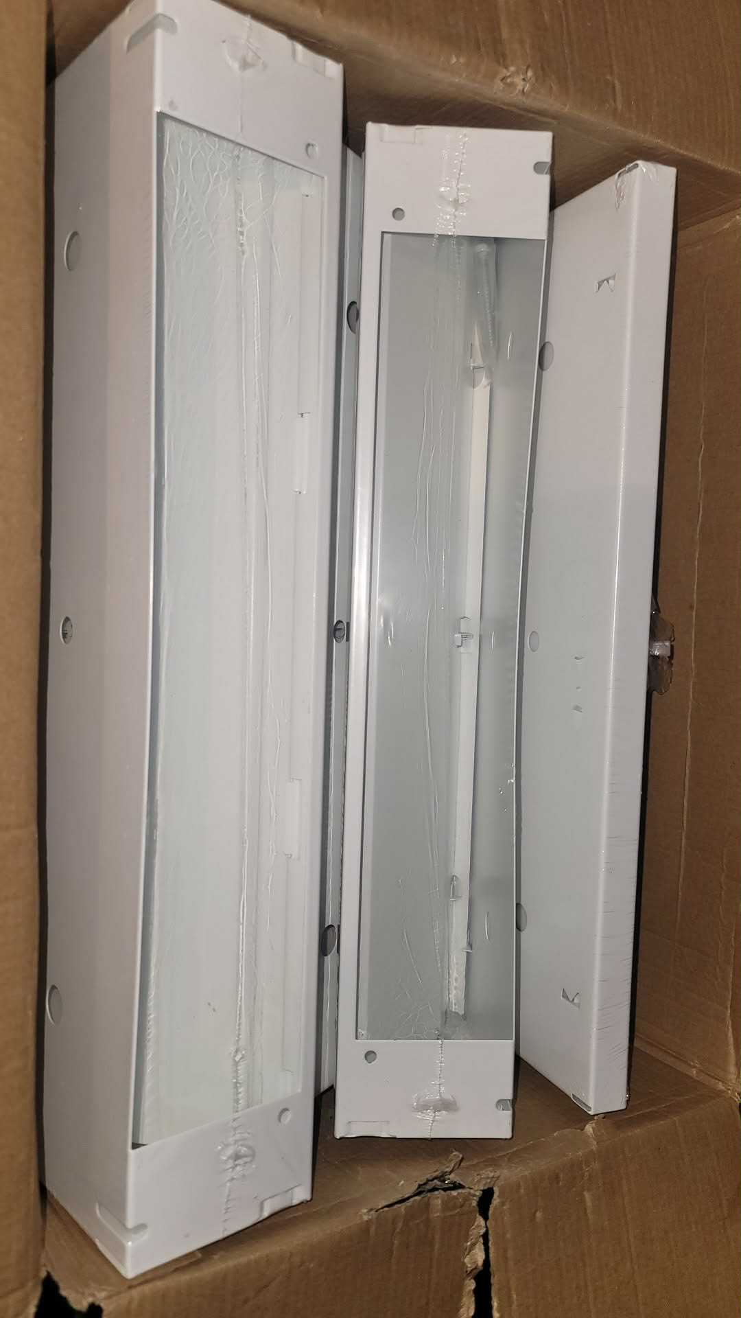 New 4 Pack 15 Inch Baseboard Register - RoundFlow Design for Maximum Air Flow - Smooth-Glide Air Adjust Lever - Heavy Duty Rust-Proof Steel - Tool-Free Easy Installation 15 Inch Baseboard Register - Image 3