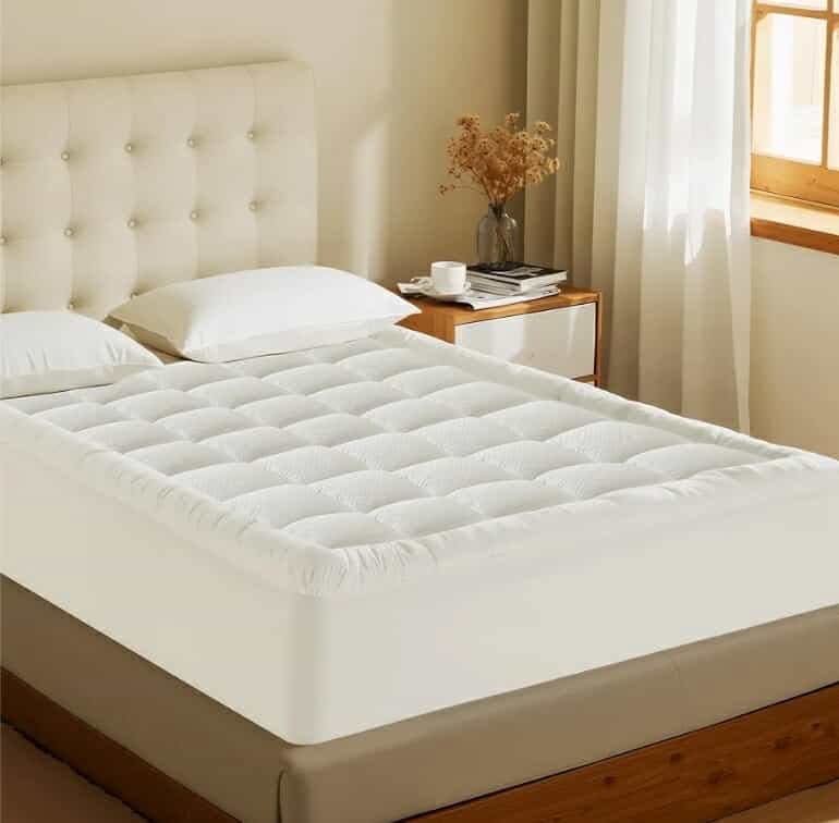 Twin XL Mattress Pad - Cooling Breathable Mattress Topper, Quilted Fitted Mattress Protector, Pillow Top Mattress Cover with 8-21" Deep Pocket, Soft, Machine Washable, White, Twin Extra Long - Image 8