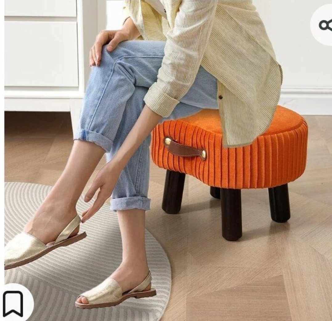 Small Footstool with Handle, Velvet Ottoman Foot Rest with Padded Seat, Curved Foot Stool with Wooden Legs - Image 8