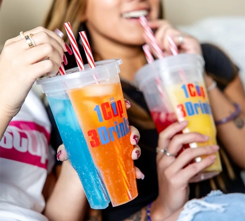 3-Compartment Reusable Souvenir Drinking Cup with 3 Straws for Hot and Cold drinks - Image 4