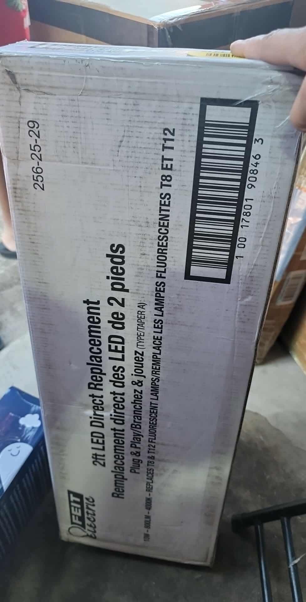 2ft LED T8 Linear Tube Light, 20W Equivalent, 4000K Cool White- 12pk - Image 3